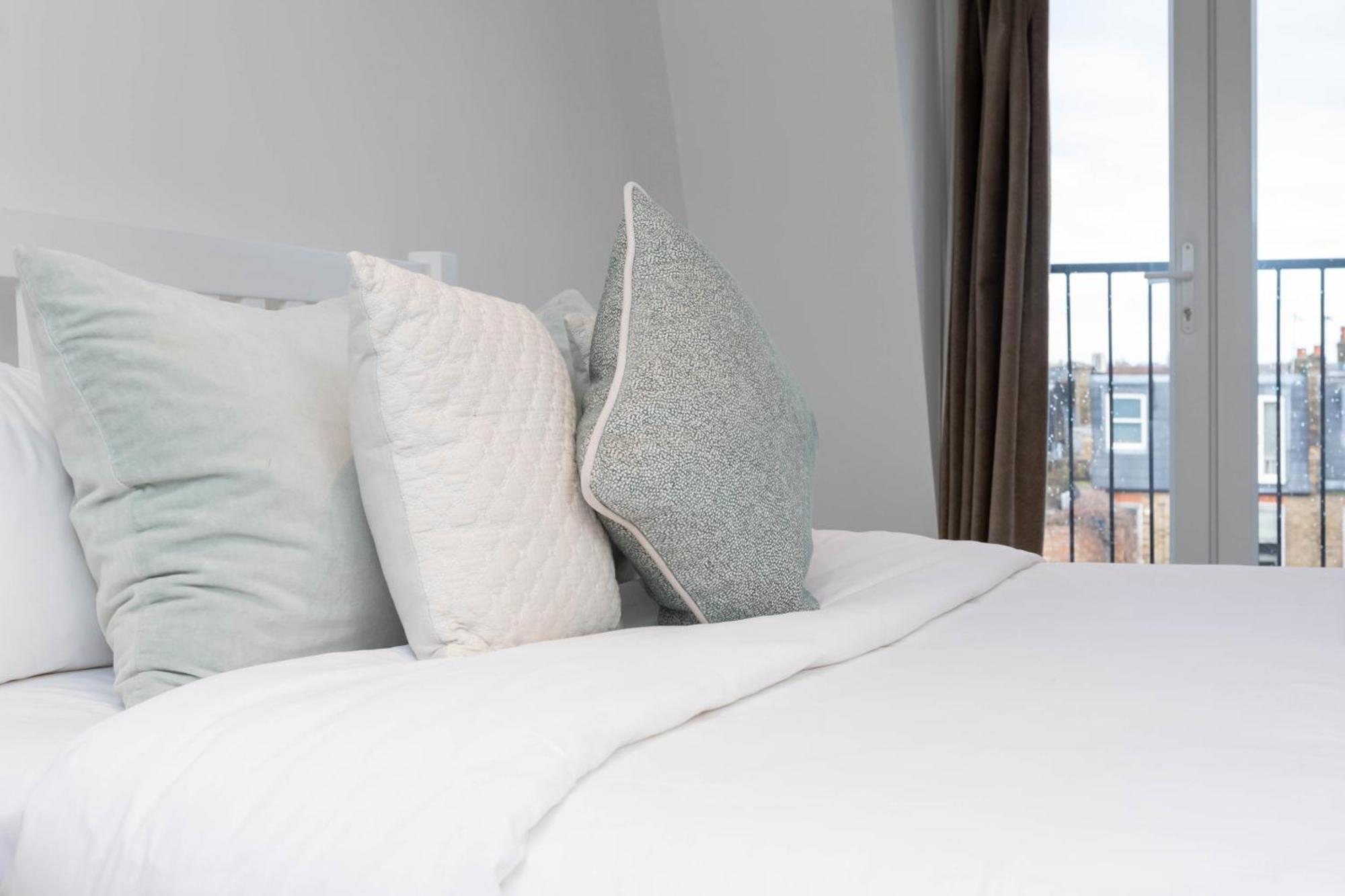 Gorgeous 3 Bedroom In Quaint Southfields