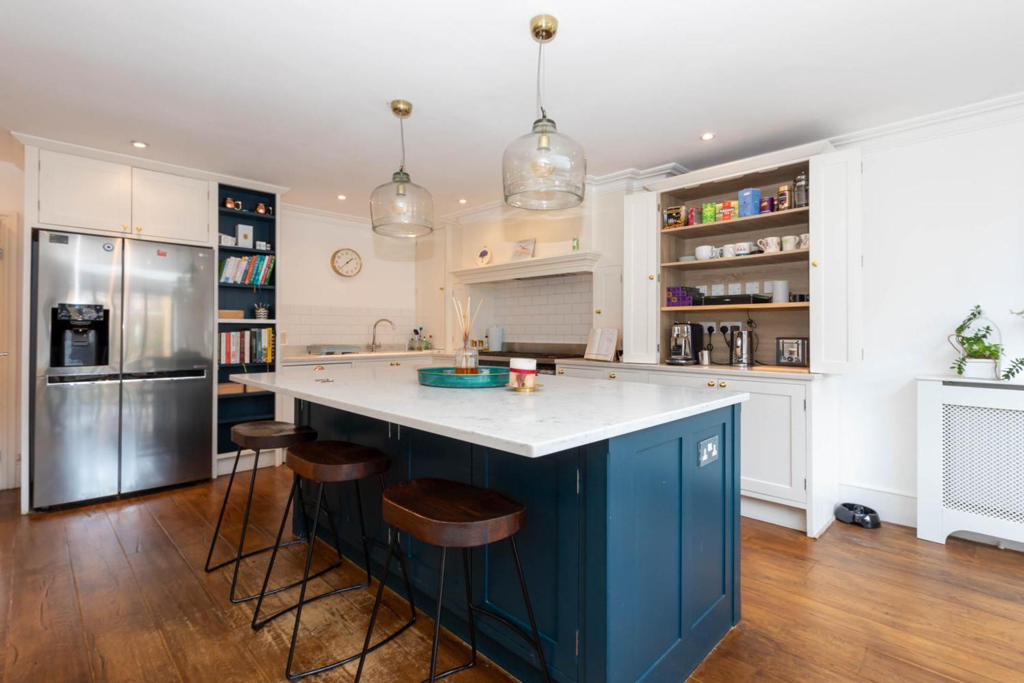 Appartamento Gorgeous 3 Bedroom In Quaint Southfields Londra