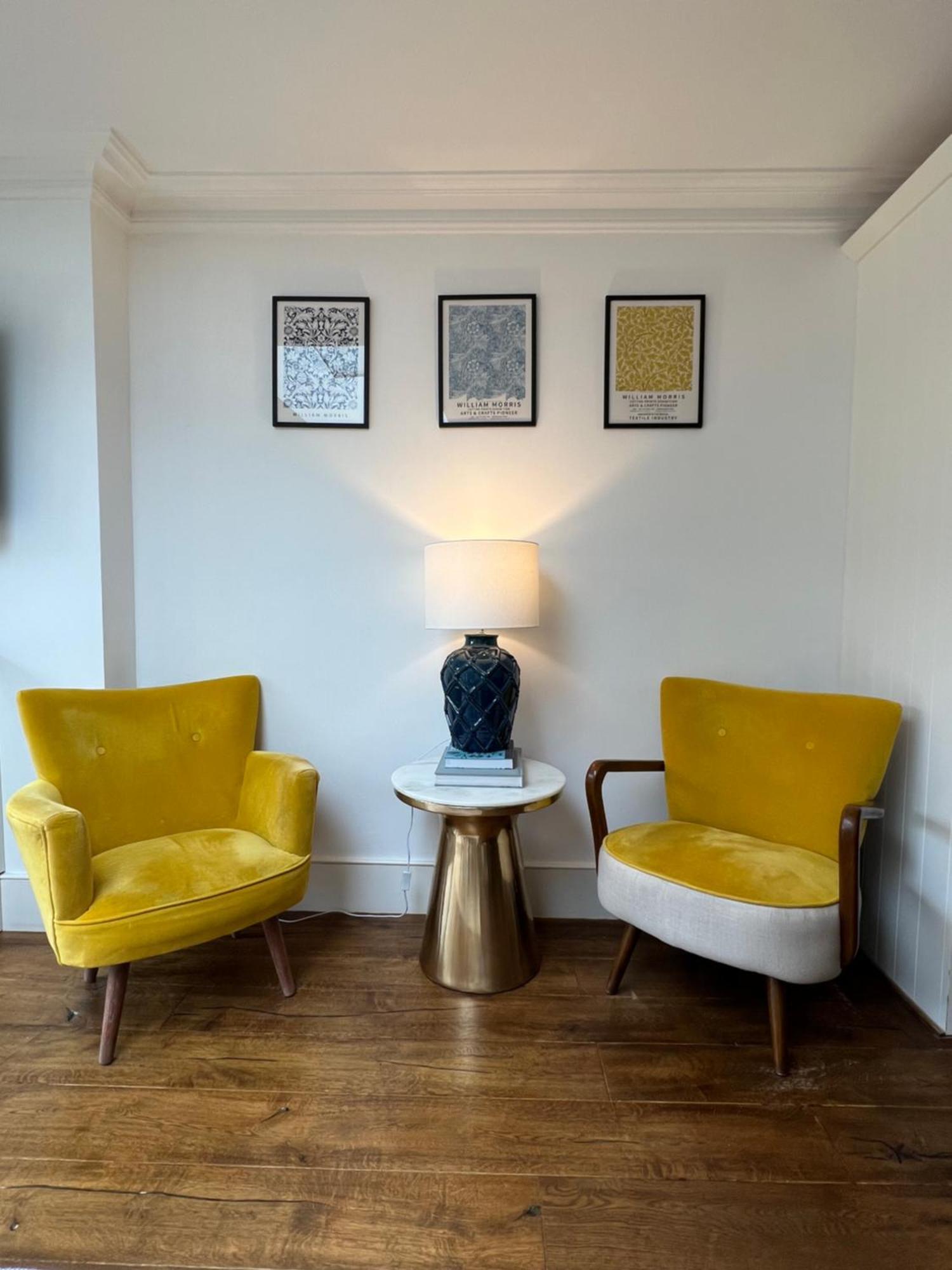 Gorgeous 3 Bedroom In Quaint Southfields Appartamento