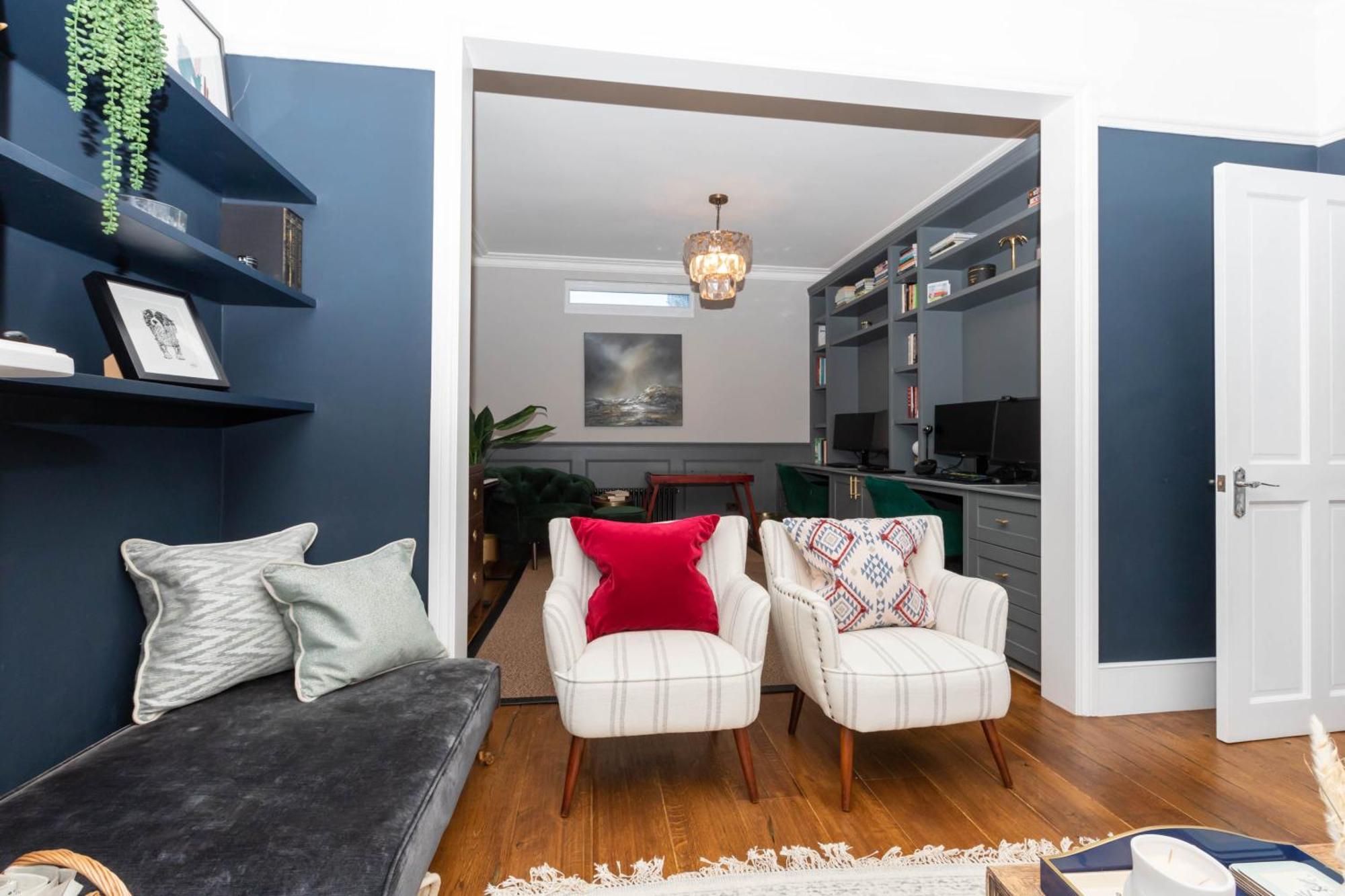 Gorgeous 3 Bedroom In Quaint Southfields *