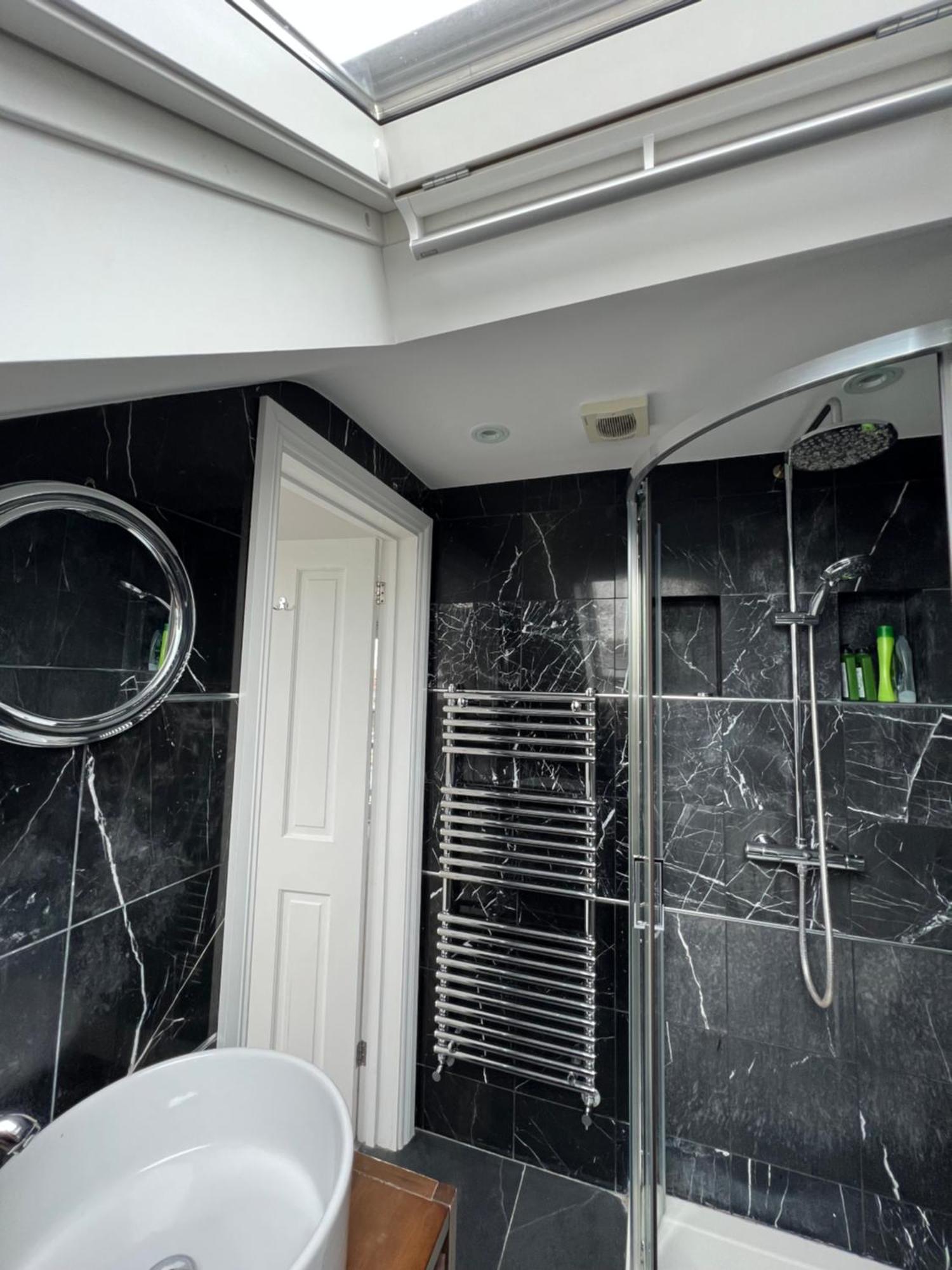 Gorgeous 3 Bedroom In Quaint Southfields Appartamento *