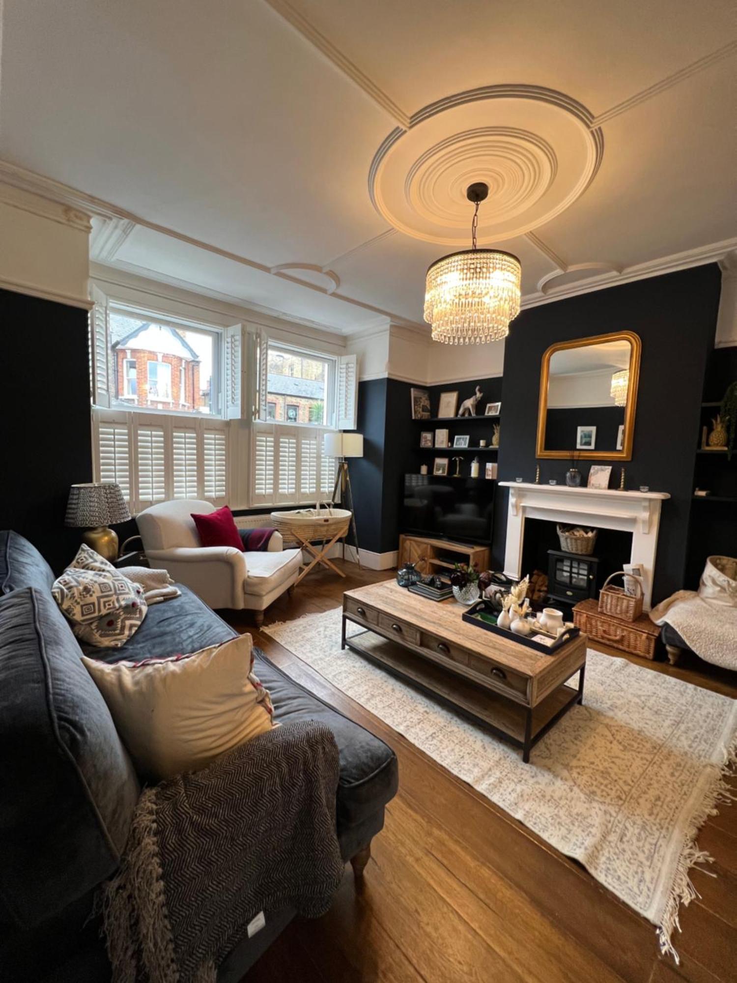 Gorgeous 3 Bedroom In Quaint Southfields Londra