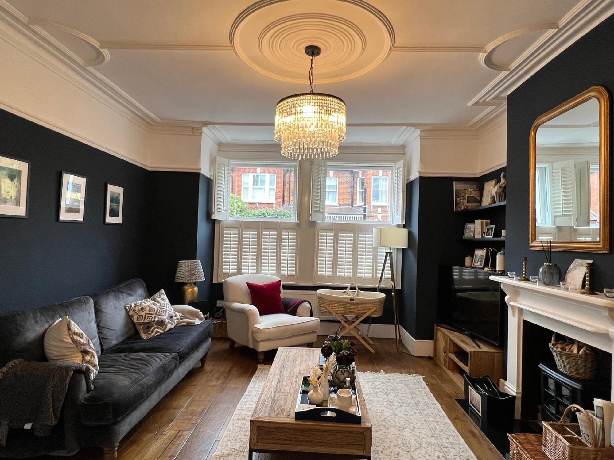 Gorgeous 3 Bedroom In Quaint Southfields Appartamento Londra